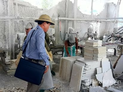 Quỳ Hợp cưỡng chế 29 doanh nghiệp nợ đọng thuế