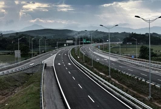 Quốc hội chưa xem xét dự án cao tốc Bắc - Nam