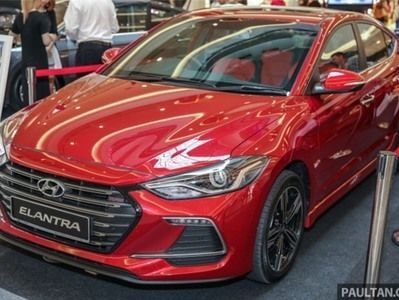 Hyundai Elantra Turbo Sport 2017 giá 719 triệu đồng