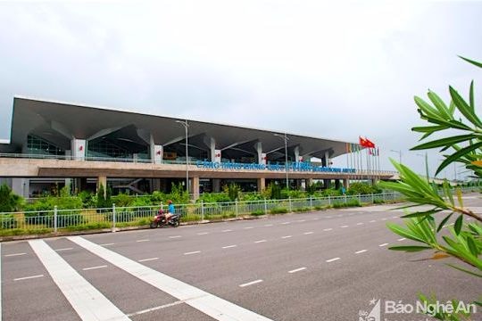 Giám đốc Sở Du lịch băn khoăn về sân bay Vinh