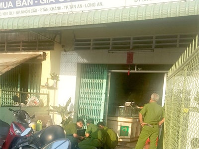 Chém chủ tiệm, cướp 10 cây vàng