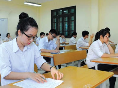 Thứ trưởng Bộ GD-ĐT khuyên học sinh không nên luyện thi ở ngoài