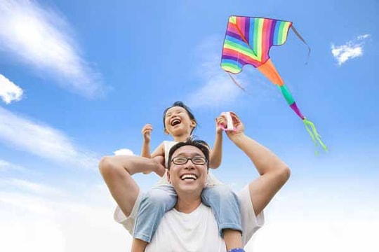 Làm thế nào để vun đắp tình cảm cha con?