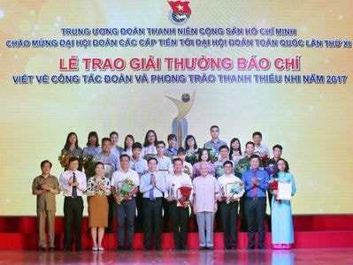 Trung ương Đoàn trao giải Báo chí viết về công tác đoàn và phong trào thanh niên
