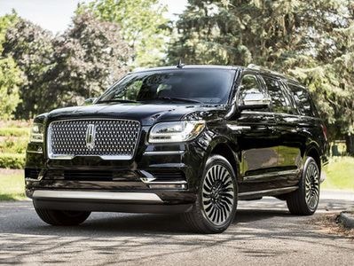 'Chuyên cơ mặt đất' Lincoln Navigator 2018 với phiên bản kéo dài