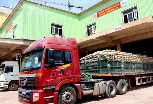 Tập đoàn xi măng The Vissai: Xuất bán xi măng bao tại Trạm nghiền Nghi Thiết