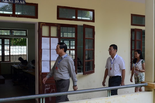 Ban chỉ đạo thi cấp tỉnh kiểm tra tại 3 điểm thi