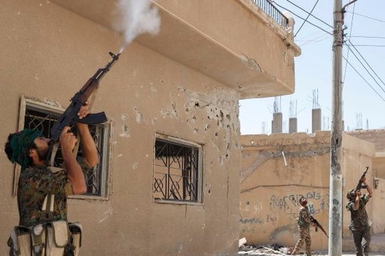 Ngoại giao tiêm kích Mỹ-Nga: Quá nhanh, quá nguy hiểm