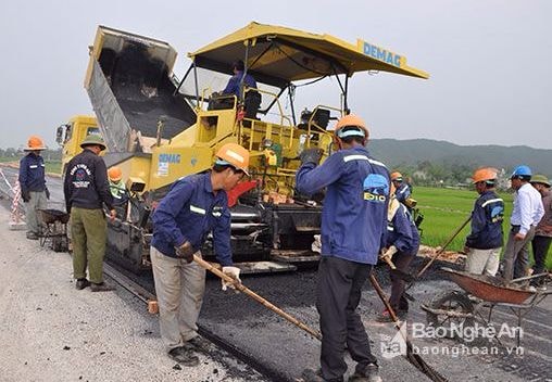 Phải trích đóng những khoản nào khi nhận lương hàng tháng?
