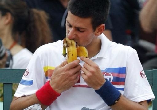 Có nên ăn trước khi tập luyện?