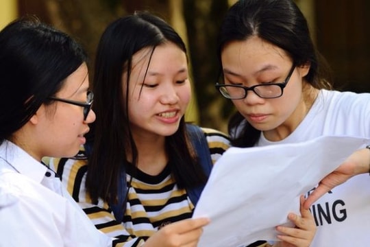 Nghệ An: 3 thí sinh bị đình chỉ, 58 em bỏ thi