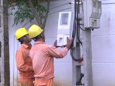 Điện lực Nghĩa Đàn thay thế 9.185 m dây vặn xoắn