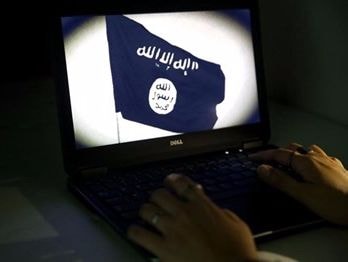 Trở thành khủng bố từ 'like' Facebook