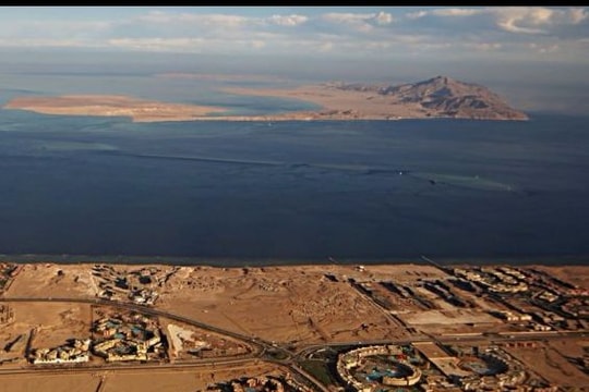 Ai Cập chính thức trả hai đảo cho Saudi Arabia