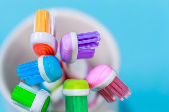 Những lưu ý khi sử dụng bàn chải để bảo vệ sức khỏe răng miệng