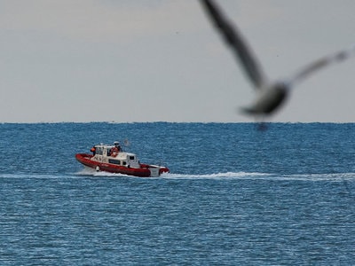 Tàu du lịch đang chuyển 150 du khách bị tai nạn tại Columbia
