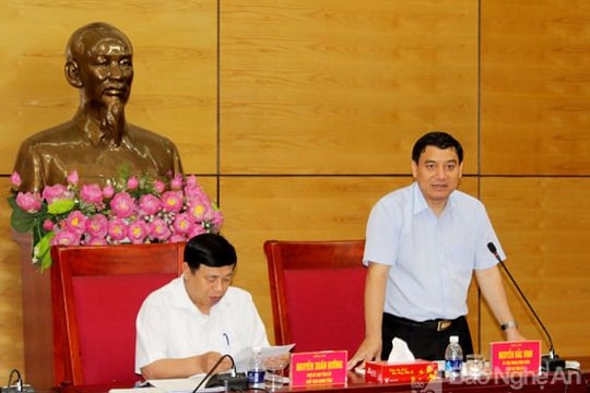 Đồng chí Nguyễn Đắc Vinh: UBND tỉnh cần quyết liệt chỉ đạo để đạt mục tiêu phát triển