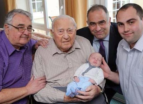 Ấm áp tình gia đình