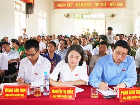 Cử tri Tân Kỳ kiến nghị cần có chính sách phù hợp với người có công, thân nhân liệt sỹ