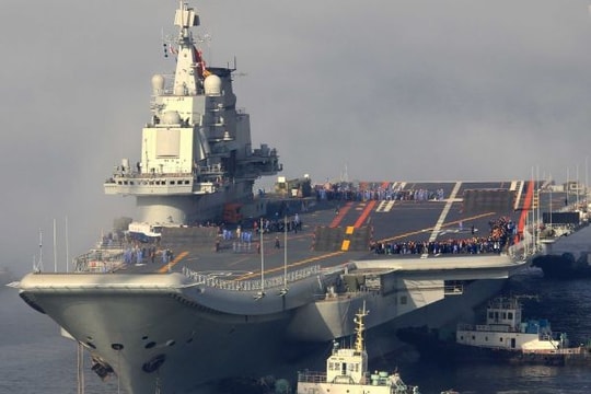 Trung Quốc điều tàu sân bay tới Hong Kong