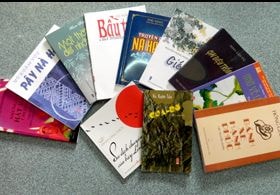 Quảng bá 81 tác phẩm đạt giải thưởng Hồ Xuân Hương