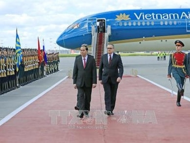 Chủ tịch nước bắt đầu chuyến thăm chính thức Liên bang Nga