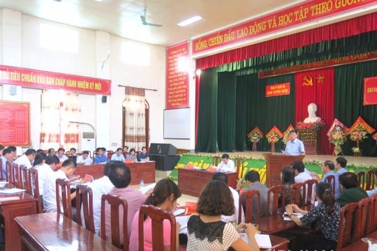 Tăng cường nội dung đấu tranh phản bác, chống lại các quan điểm sai trái