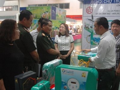 200 gian hàng tiêu chuẩn tham gia Hội chợ thương mại Việt Nam – Lào