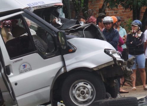 Hàng chục y, bác sĩ nghi phơi nhiễm HIV vì cấp cứu nạn nhân