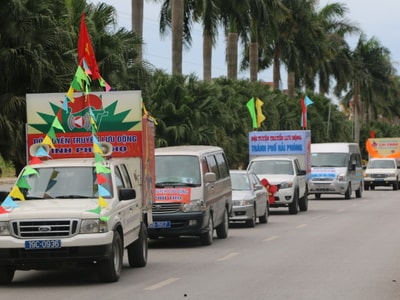 Khởi động Liên hoan tuyên truyền lưu động những ca khúc đi cùng năm tháng