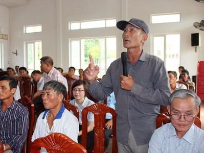 Cử tri Nghi Lộc: chất lượng khám, chữa bệnh kém là nguyên nhân làm bội chi quỹ BHYT