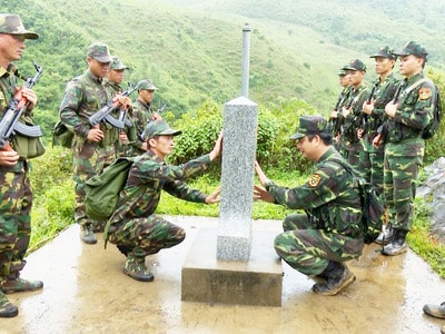 Lực lượng biên phòng Việt - Lào tuần tra song phương