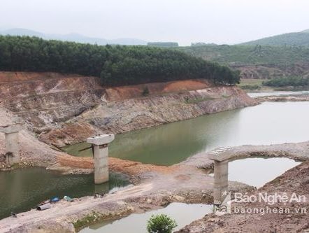 Nghệ An kiến nghị Trung ương cấp vốn cho công trình thủy lợi Bản Mồng
