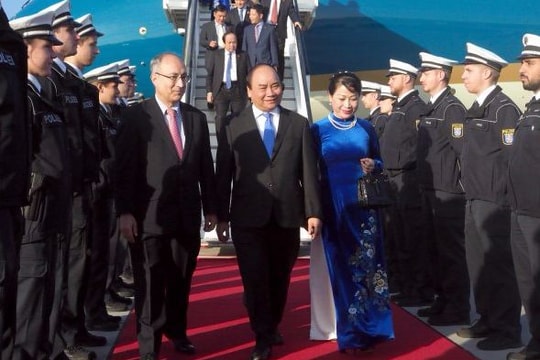 ​Thủ tướng Nguyễn Xuân Phúc bắt đầu thăm CHLB Đức