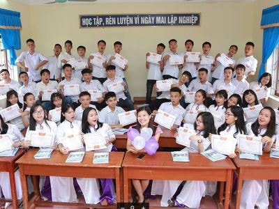 Lớp học có 19 em đạt trên 27 điểm ở Thanh Chương