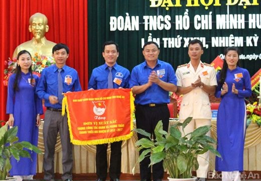 Bí thư Huyện đoàn Quỳnh Lưu tái đắc cử nhiệm kỳ mới