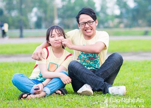 Cậu học trò bán xôi sáng giúp mẹ đạt điểm cao nhất huyện Nam Đàn