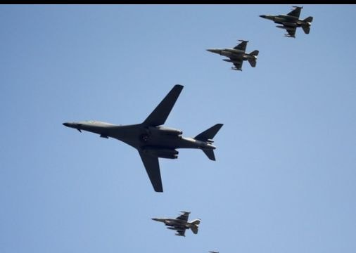 Mỹ điều máy bay ném bom chiến lược đến tập trận trên bán đảo Triều Tiên