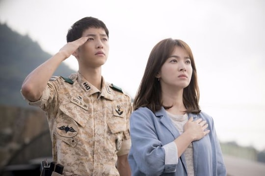 Song Joong Ki - Song Hye Kyo hay Bi Rain - Kim Tae Hee 'quyền lực' hơn?