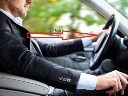 Cách chỉnh tư thế ngồi phù hợp khi lái xe ô tô