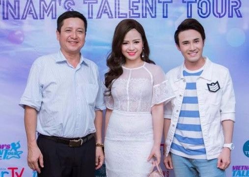 Dương Hoàng Yến ngồi ghế nóng Vietnam's Talent Tour