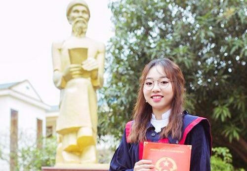 Nữ sinh Trường Phan đạt thủ khoa khối C toàn quốc