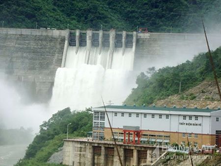 Cử tri đề nghị khảo sát, đánh giá toàn diện các dự án thuỷ điện trong tỉnh