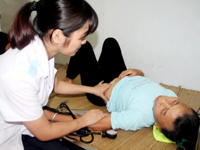 500 người dân Quỳ Hợp được khám, cấp phát thuốc miễn phí