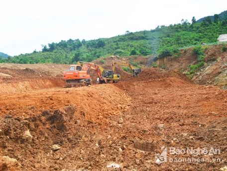 Các mỏ khoáng sản ngừng hoạt động ở Quế Phong vẫn chưa hoàn thành công tác hoàn thổ