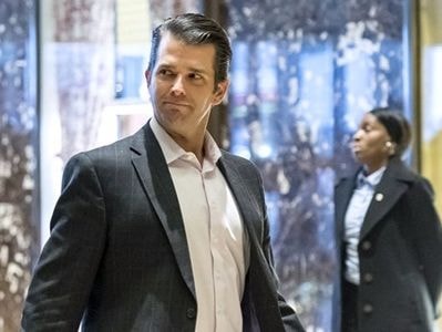 Người Cộng hòa bảo vệ Trump sau lùm xùm của con trai