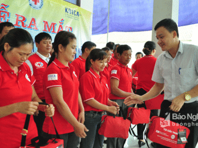 Những người mong... thất nghiệp