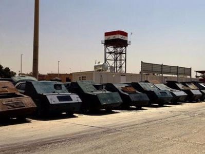 Iraq trưng bày hàng chục xe đánh bom tự sát của IS