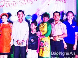 Nhóm thiện nguyện trao 64 triệu đồng cho gia đình khó khăn ở Đô Lương