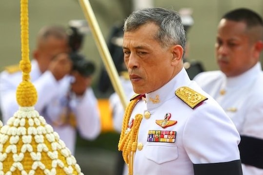 Chính phủ Thái Lan trao Quốc vương toàn quyền kiểm soát tài sản hoàng gia